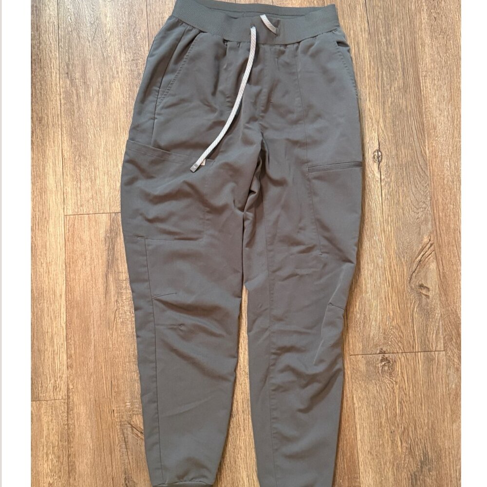 Fabletics Joggers - Picture 3 of 6